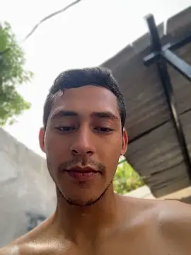 Boy_hot- live cam on StripChat