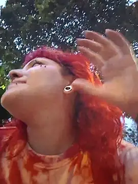 Sarah-Stoner live cam