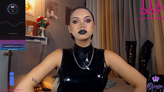 Lexi_ThunderFuck live cam on StripChat