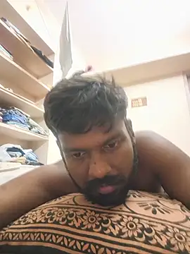 Vijayanbigc live cam on StripChat