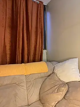 saharqamar (F young) - Naked+blowjob+Zoom pussy