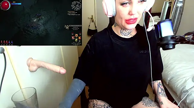 ashleyfayex's live room