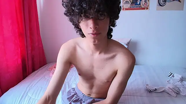 Nude_Boy18 live sex cam
