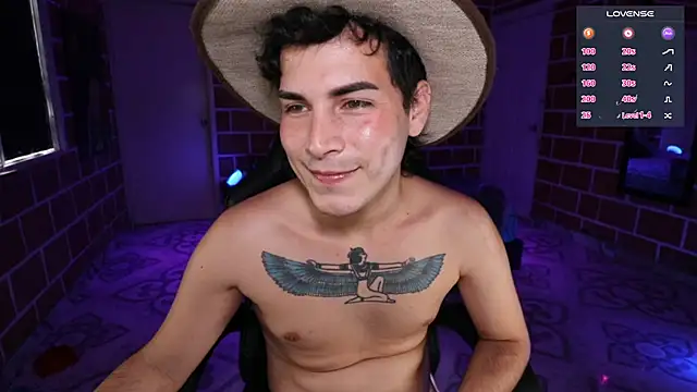 Ryan_picato live sex cam