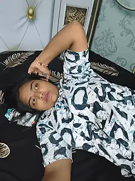 baby_myraaa's live room