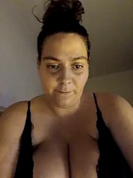 ThickPrincessKlara live cam on StripChat