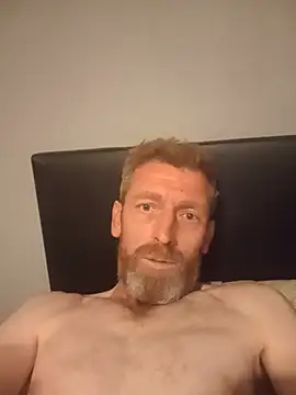 Bigdxxx11x live cam on StripChat