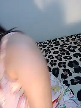 im_here- (F young) - 🤪🥳🤩عيد ميلاد ييييي
