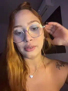 ruivinha2006 (F teen) - Dildo 🌸