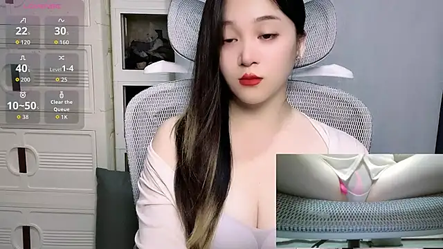 woaiqinqin live cam on StripChat