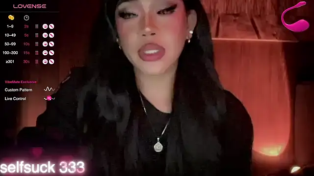 Arin - Trans webcam sex chat