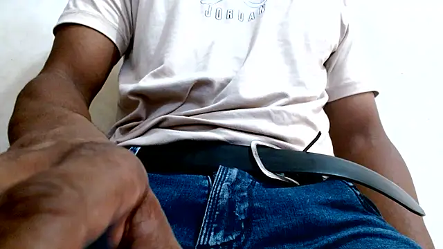 royblackbigpvt live cam on StripChat