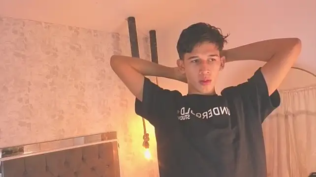 dave_eliot (M twink) - suck toes