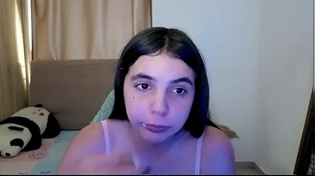 _elenna live cam on StripChat