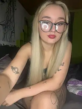 SexyyEmilyy
