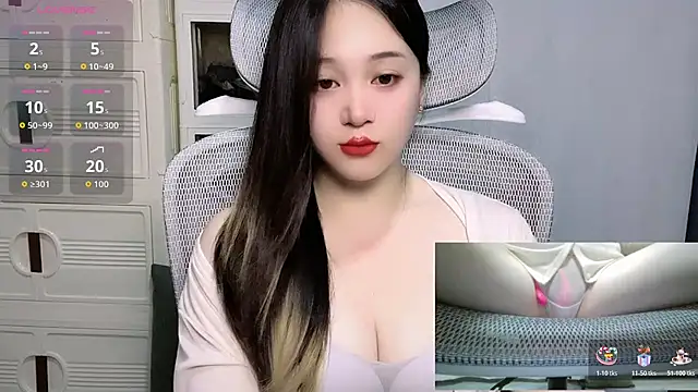 woaiqinqin live cam on StripChat