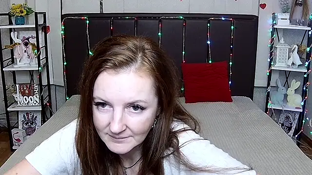 MeganPirs live cam on StripChat