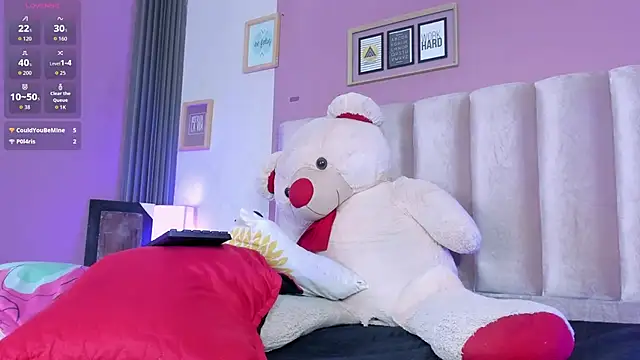ORIANNA_21 live cam on StripChat