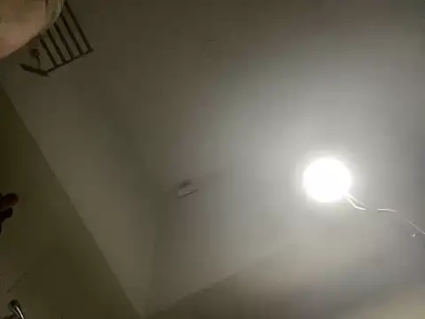 crisfootlicker live cam on StripChat