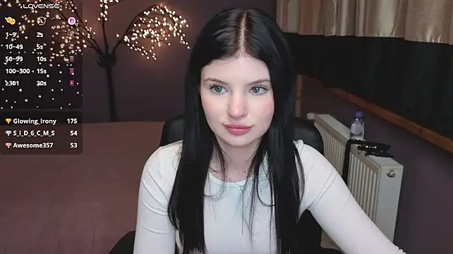 AnnaYount live cam on StripChat