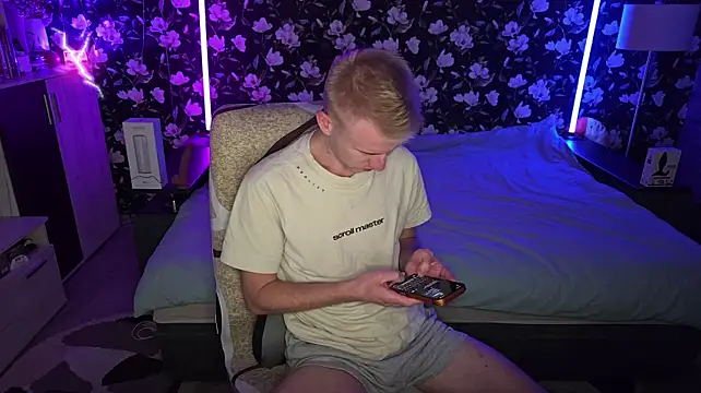 Vuitton live sex cam