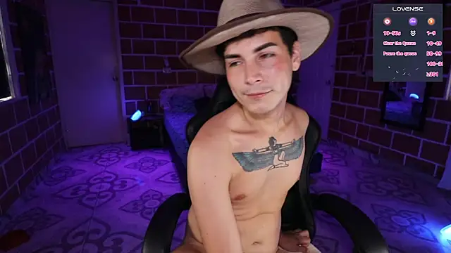 Ryan_picato live sex cam