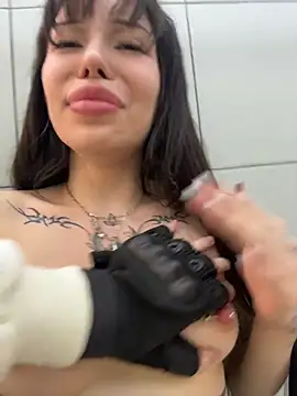 babydolll (F young) - LEAVE SHORT IN PUBLIC MAN WC🚽