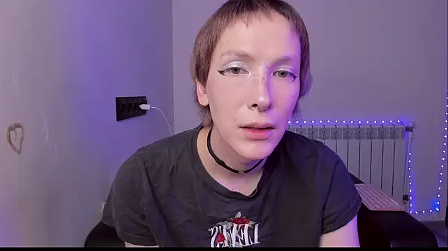 Модель: Lyricca