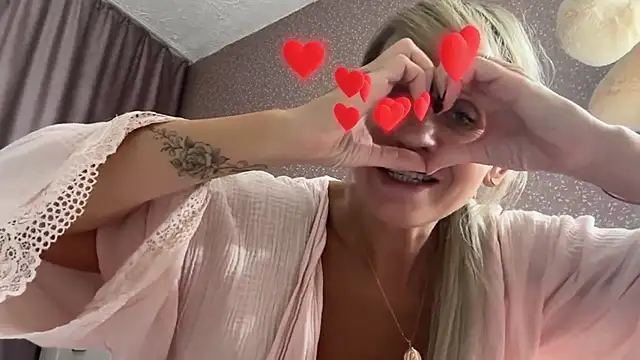 Luxury_Blonde