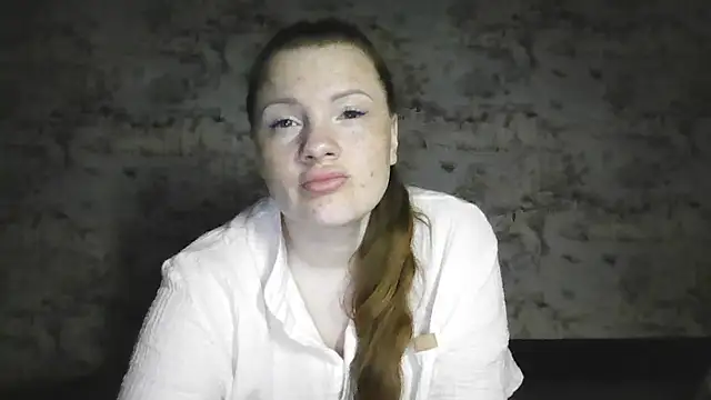 Eveline_May live cam on StripChat