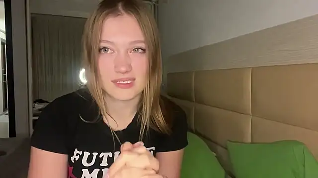 RosenMist live cam on StripChat