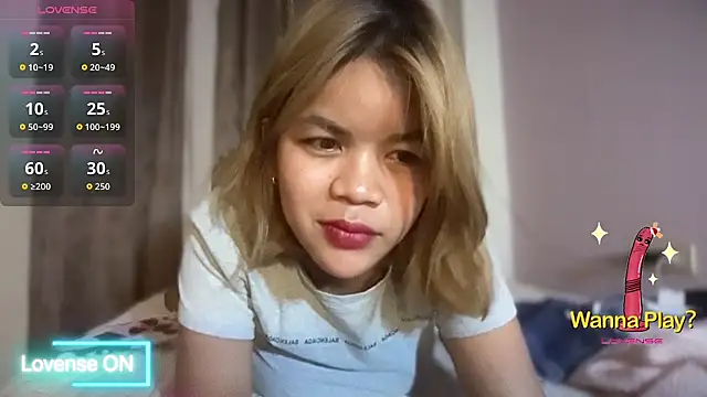 YourhotPotatoTS live cam on StripChat