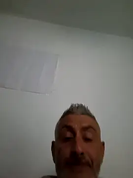 cuci45 live cam on StripChat