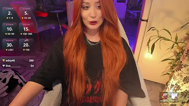 Sserendipityy live cam on StripChat