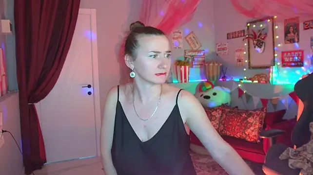 Golden_Dragon live cam on StripChat