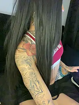 valen_lewiiz live cam on StripChat