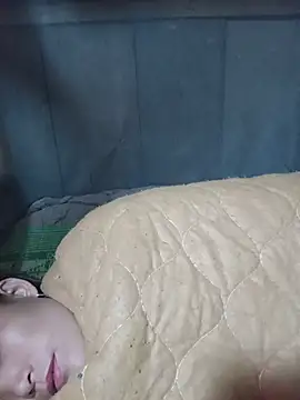 Heryy_xx live cam on StripChat