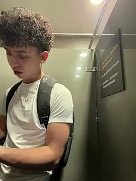 yoursexyjose live cam
