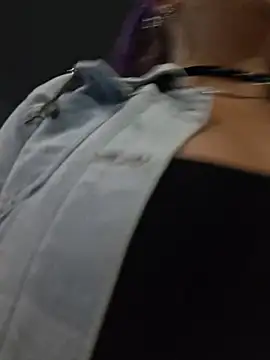 sophie_banger (G milf) - Take off Bra Massage tits in street