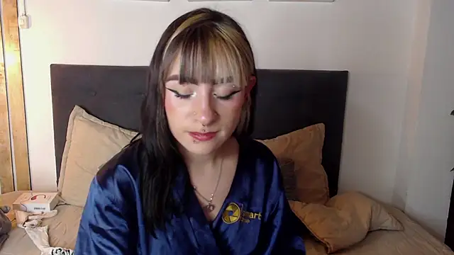 melodyygirl_'s live room
