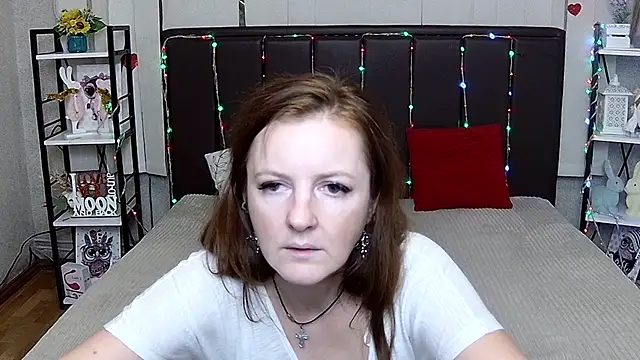 MeganPirs live cam on StripChat