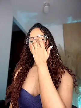 gretta_kler1 live cam on StripChat