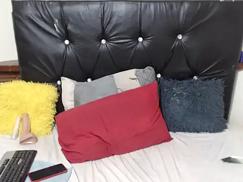 SweetPussyPiexx20 live cam on StripChat