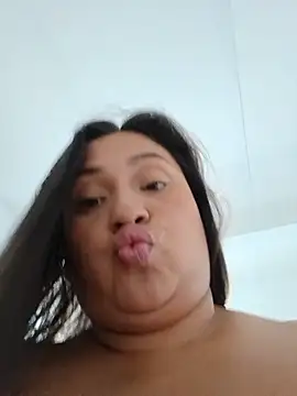 Hot_bella12