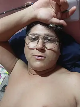 sharly14 live cam on StripChat