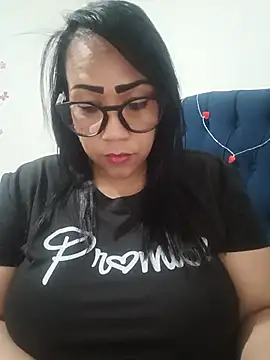 OliviaWilliamm live cam on StripChat