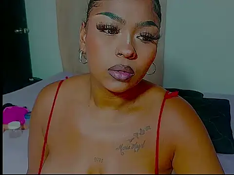 Blackk_girl live cam on StripChat
