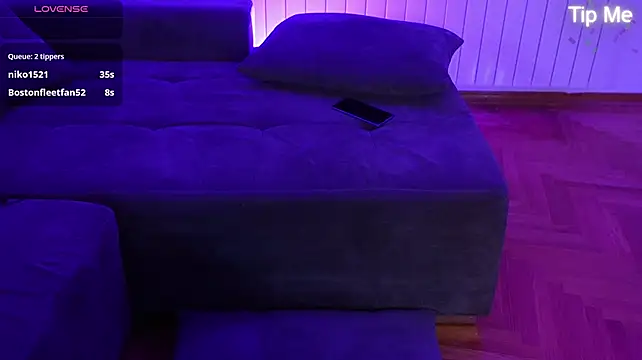 PawgOfficial live cam on StripChat