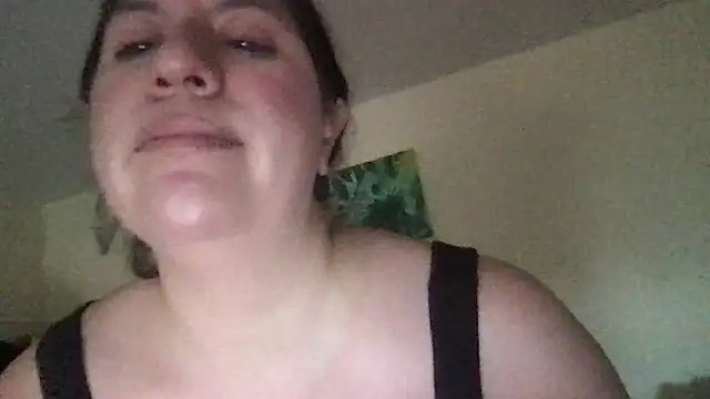 HYPHYtype live cam on StripChat