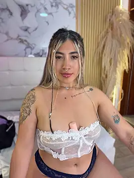 ManuelaVeeleez